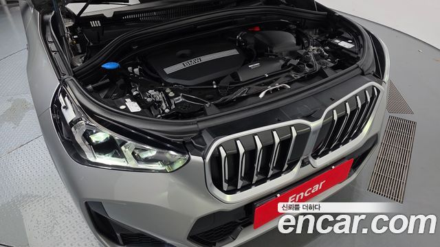 BMW X1 (U11) xDrive 20i M Sport 2024 — фото 6