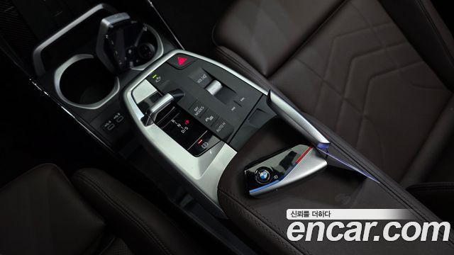 BMW X1 (U11) xDrive 20i M Sport 2024 — фото 9