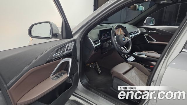 BMW X1 (U11) xDrive 20i M Sport 2024 — фото 10