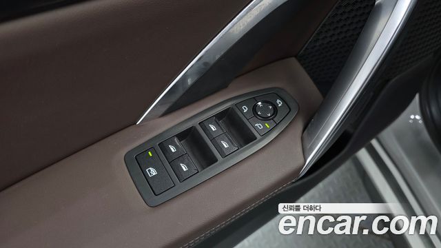 BMW X1 (U11) xDrive 20i M Sport 2024 — фото 27
