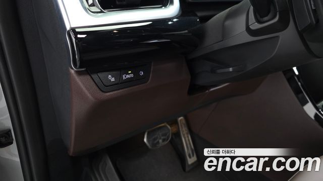 BMW X1 (U11) xDrive 20i M Sport 2024 — фото 29