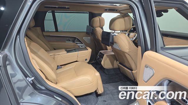 Land Rover Range Rover (V) P530 Autobiography Long Wheel Base 2023 — фото 11