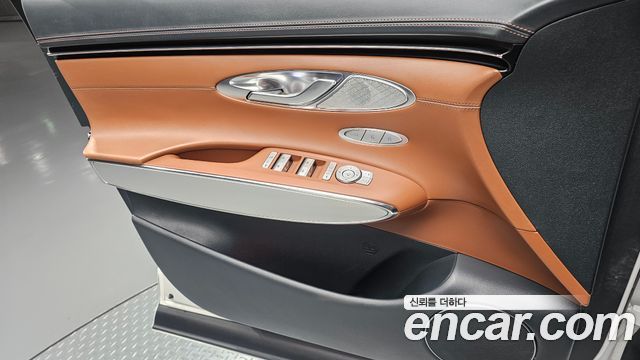 Genesis GV70 2.5T Gasoline AWD 2023 — фото 24