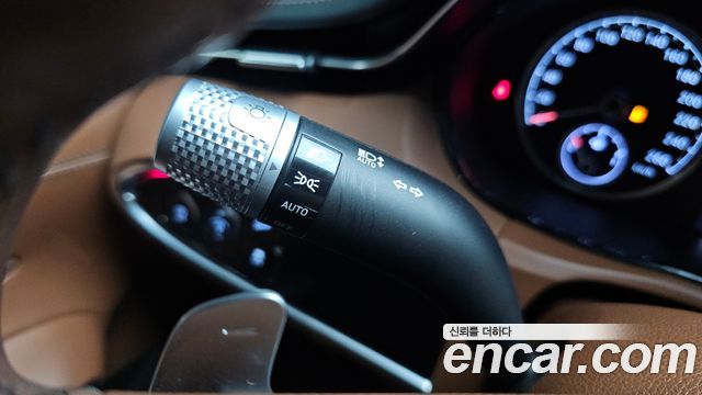 Genesis GV70 2.5T Gasoline AWD 2023 — фото 27