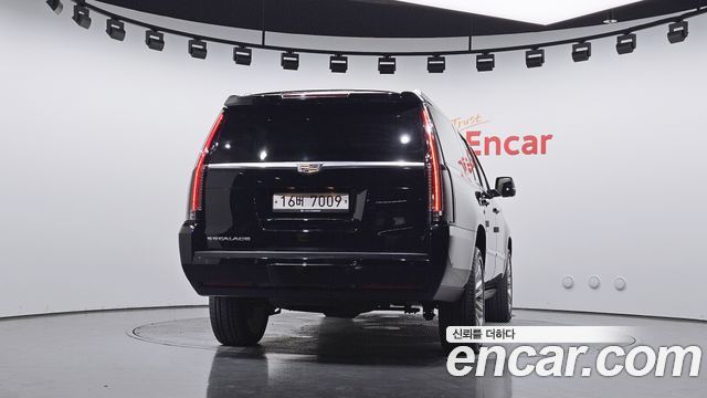 Cadillac Escalade 6.2 ESV 4th 2017 — фото 4