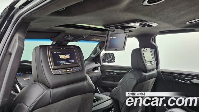 Cadillac Escalade 6.2 ESV 4th 2017 — фото 17