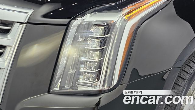 Cadillac Escalade 6.2 ESV 4th 2017 — фото 22