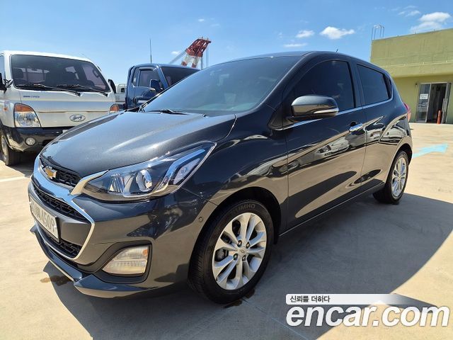 Chevrolet Spark Premier