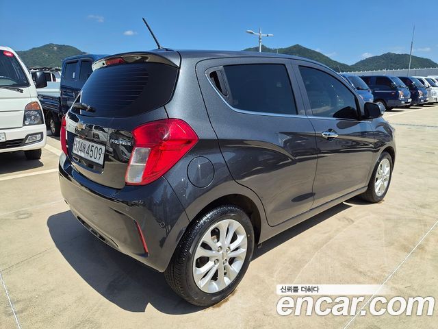 Chevrolet Spark Premier 2020 — фото 4