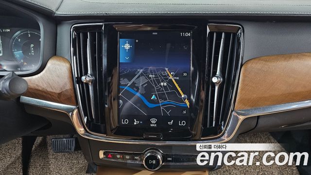 Volvo S90 D5 AWD Inscription 2019 — фото 14