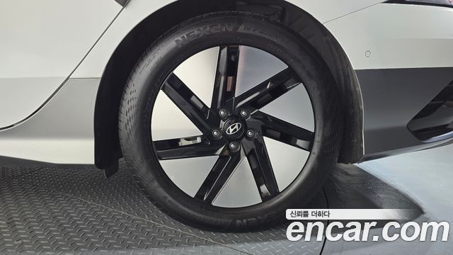 Hyundai Ioniq 6 Long Range Prestige 2023 — фото 21