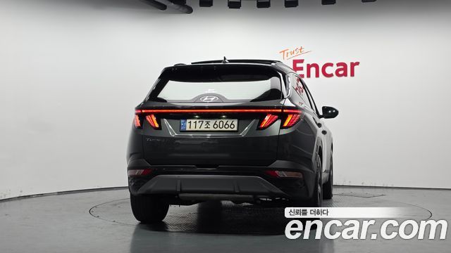 Hyundai Tucson (NX4) Gasoline 1.6 Turbo 2WD Inspiration 2022 — фото 4