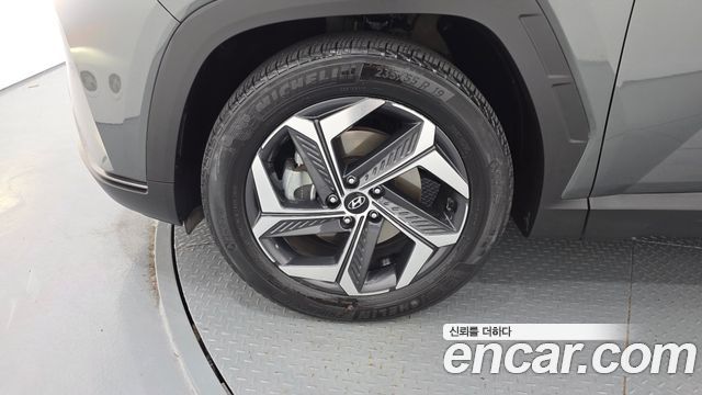 Hyundai Tucson (NX4) Gasoline 1.6 Turbo 2WD Inspiration 2022 — фото 5