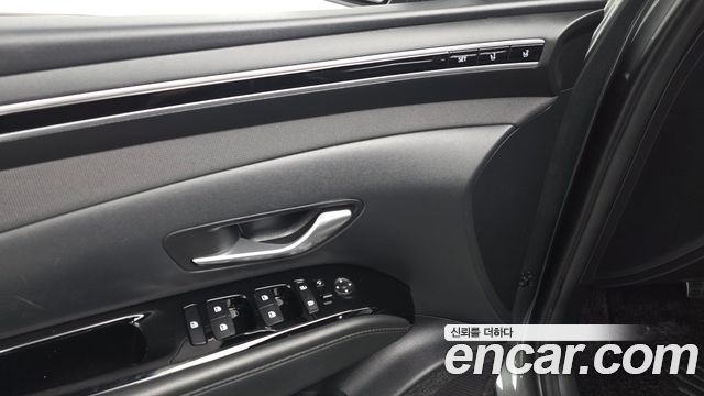 Hyundai Tucson (NX4) Gasoline 1.6 Turbo 2WD Inspiration 2022 — фото 30