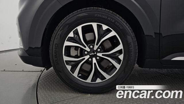 Kia Carnival (IV) Gasoline 9-Seater Signature 2023 — фото 5