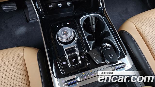 Kia Carnival (IV) Gasoline 9-Seater Signature 2023 — фото 9