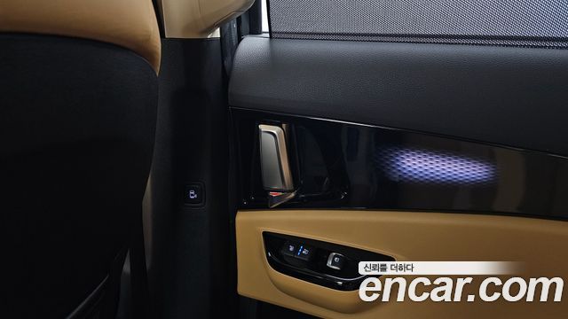 Kia Carnival (IV) Gasoline 9-Seater Signature 2023 — фото 19