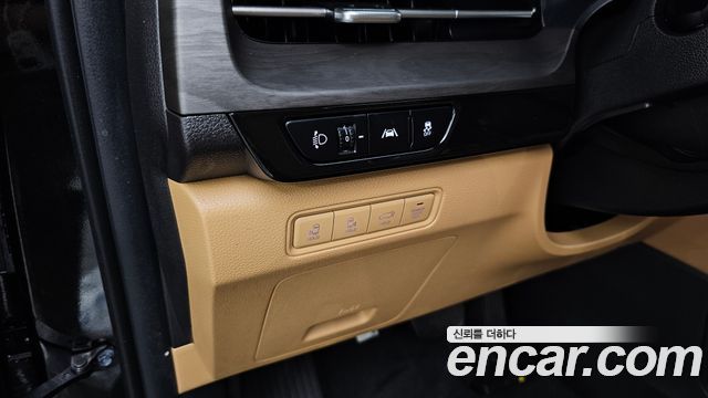 Kia Carnival (IV) Gasoline 9-Seater Signature 2023 — фото 27