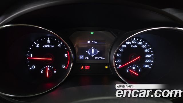 Kia Carnival 9-Seater Luxury 2019 — фото 8