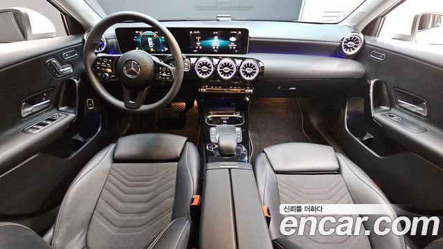 Mercedes-Benz A-Class (W177) A220 Sedan 2020 — фото 7