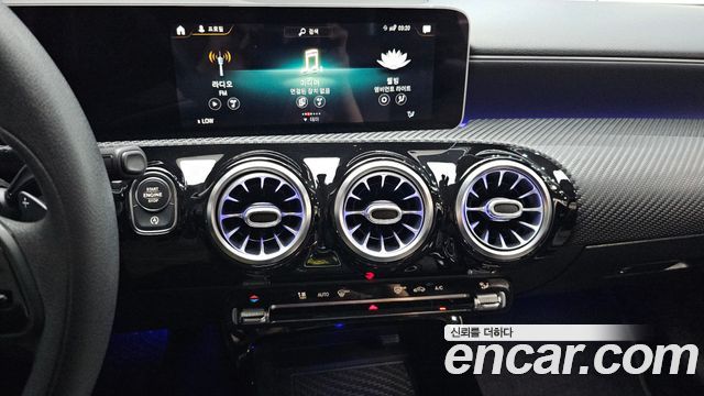 Mercedes-Benz A-Class (W177) A220 Sedan 2020 — фото 13