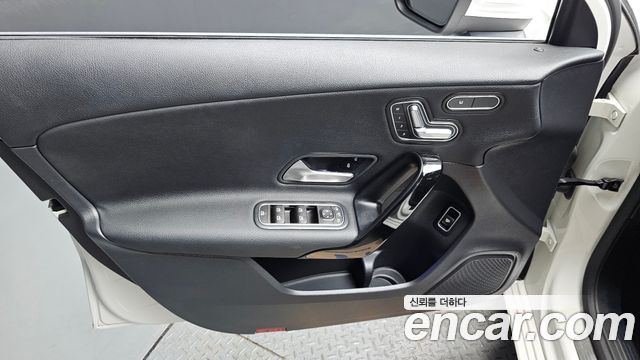Mercedes-Benz A-Class (W177) A220 Sedan 2020 — фото 24