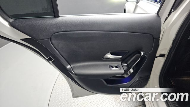 Mercedes-Benz A-Class (W177) A220 Sedan 2020 — фото 25