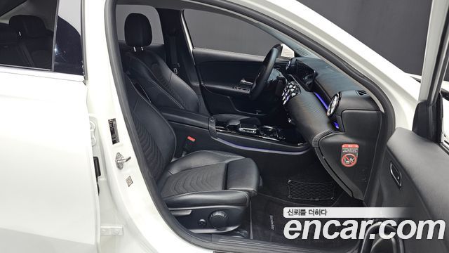 Mercedes-Benz A-Class (W177) A220 Sedan 2020 — фото 26