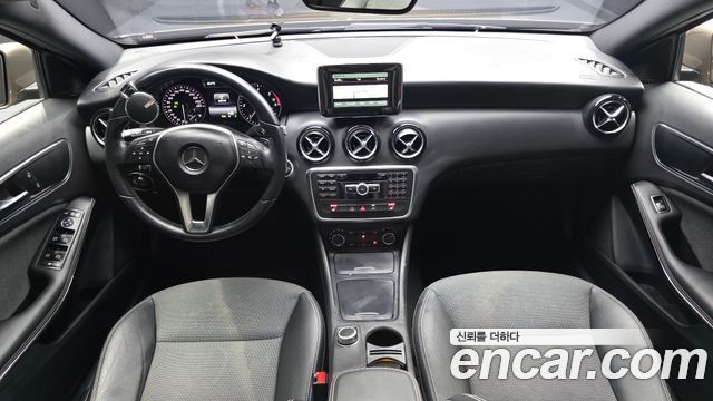 Mercedes-Benz A-Class (W176) A200 CDI Style 2014 — фото 7
