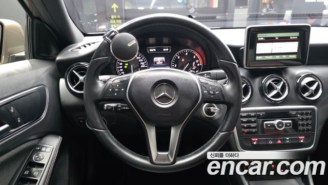 Mercedes-Benz A-Class (W176) A200 CDI Style 2014 — фото 17