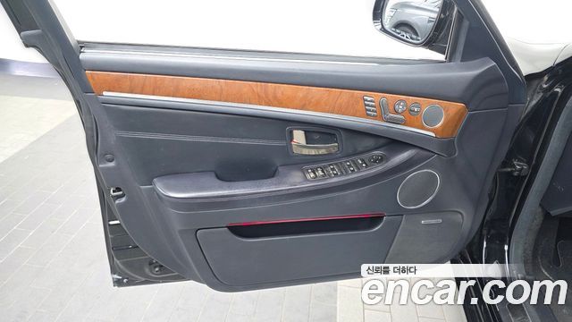 KG Mobility (SsangYong) Chairman W CW700 4TRONIC Executive 2015 — фото 24