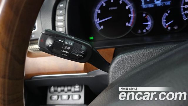 KG Mobility (SsangYong) Chairman W CW700 4TRONIC Executive 2015 — фото 28
