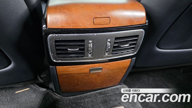 KG Mobility (SsangYong) Chairman W CW700 4TRONIC Executive 2015 — фото 30