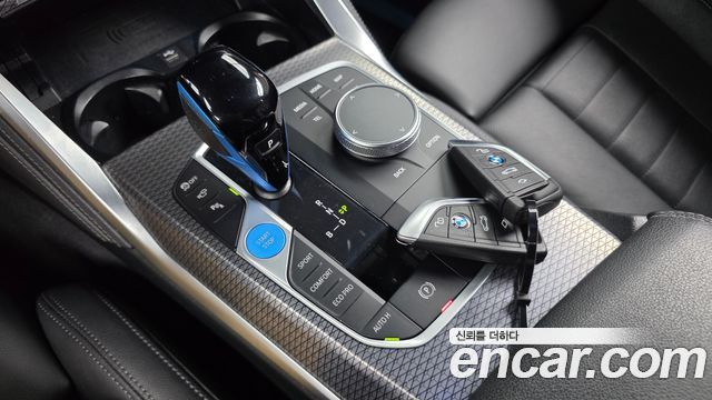 BMW i4 eDrive40 M Sports Pro 2022 — фото 9