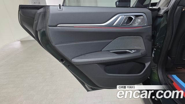 BMW i4 eDrive40 M Sports Pro 2022 — фото 25