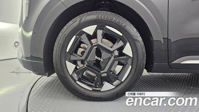 Kia Carnival (IV) HEV 4Seater Hi-Limousine (Special) 2025 — фото 5