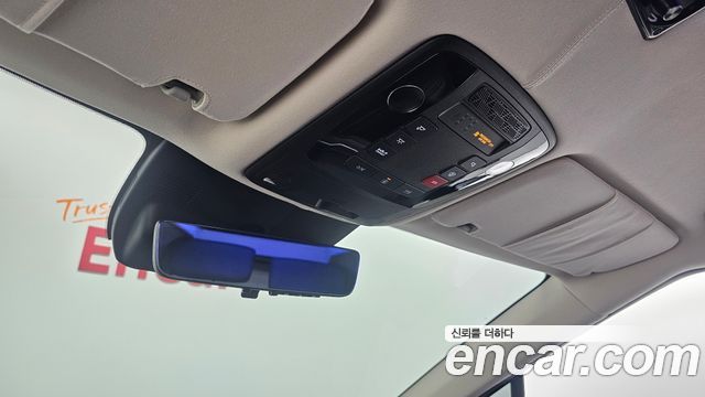 Kia Carnival (IV) HEV 4Seater Hi-Limousine (Special) 2025 — фото 18