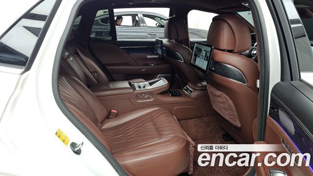 Genesis G90 (RS4) Gasoline 3.5 Turbo AWD 2023 — фото 16