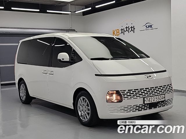 Hyundai Staria Tourer 11-Seater Modern 2022 — фото 4