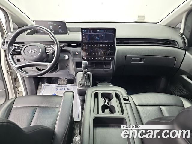 Hyundai Staria Tourer 11-Seater Modern 2022 — фото 7