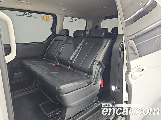 Hyundai Staria Tourer 11-Seater Modern 2022 — фото 16