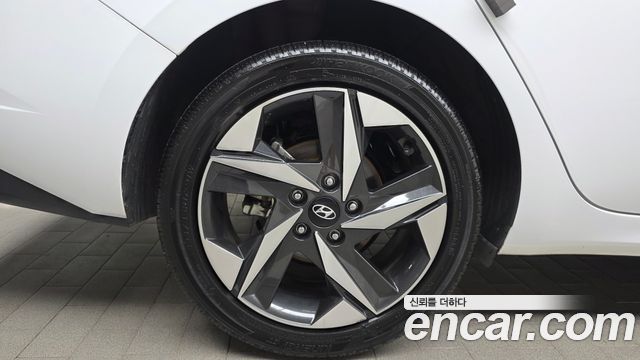 Hyundai Avante (CN7) 1.6 Inspiration 2023 — фото 5