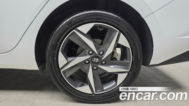 Hyundai Avante (CN7) 1.6 Inspiration 2023 — фото 21