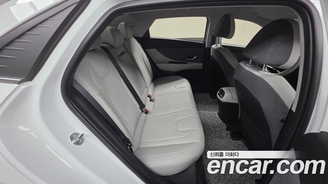 Hyundai Avante (CN7) 1.6 Inspiration 2023 — фото 29