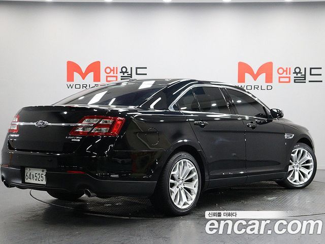 Ford Taurus 2.0 Limited EcoBoost 6th 2016 — фото 3