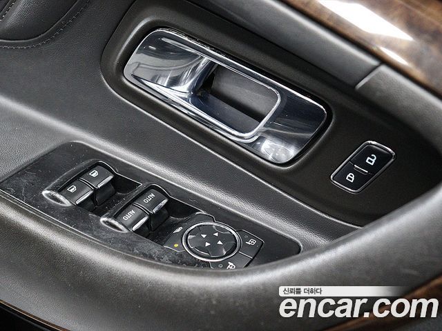 Ford Taurus 2.0 Limited EcoBoost 6th 2016 — фото 9