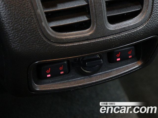 Ford Taurus 2.0 Limited EcoBoost 6th 2016 — фото 17