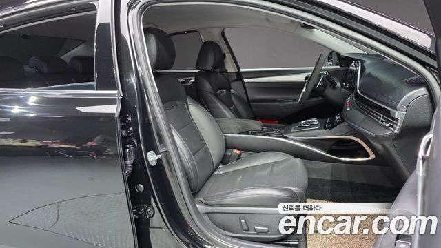 Hyundai Grandeur (IG) 3.3 Le Blanc 2023 — фото 32