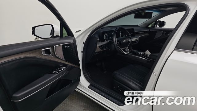 Kia K8 2.5 Gasoline 2WD Noblesse 2022 — фото 10