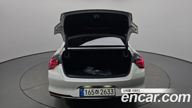 Kia K8 2.5 Gasoline 2WD Noblesse 2022 — фото 20